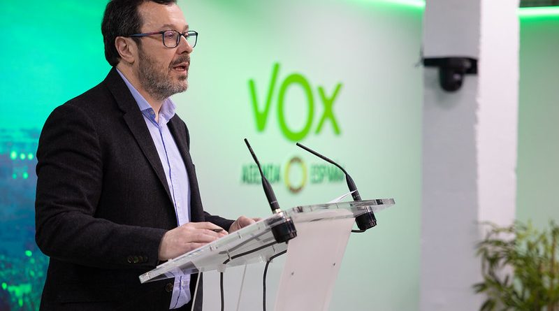 Vox exige al PP rechazar la acogida de migrantes y retirar las ayudas a ONG